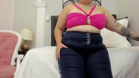 Snapshot of mia_ginger_bbw chatting on May 2026 07:56:02 PM mia online show from May 2026 07:56:02 PM