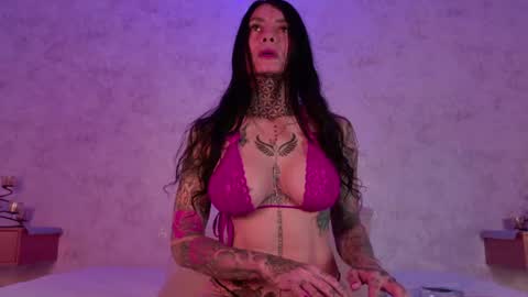 Snapshot of mia_hill1_ chatting on July 2026 08:15:02 PM mia_hill1_ online show from July 2026 08:15:02 PM