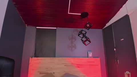 Val  online show from December 2024 09:22:01 PM