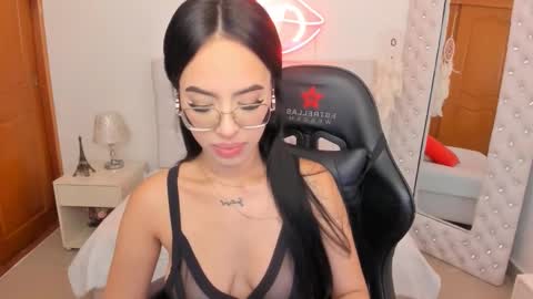    online show from February 2025 12:44:02 PM