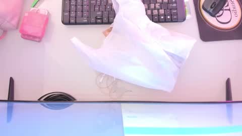    online show from October 2025 12:02:01 PM