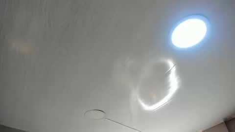 Mia online show from September 2025 03:50:02 AM