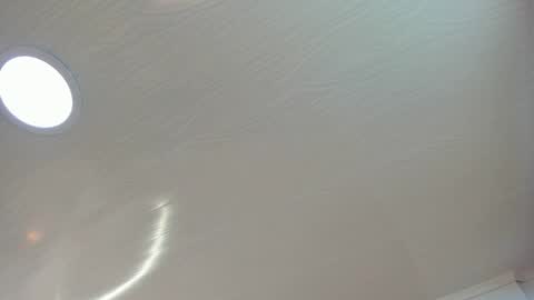 Mia online show from September 2025 03:18:02 AM