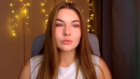 mia_lemm online show from September 2025 08:14:01 AM