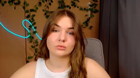 mia_lemm online show from May 2026 06:21:02 AM