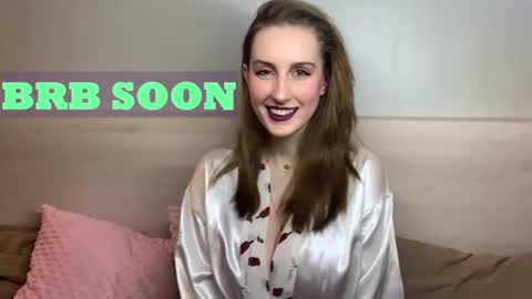 Mia online show from January 2025 06:36:02 PM