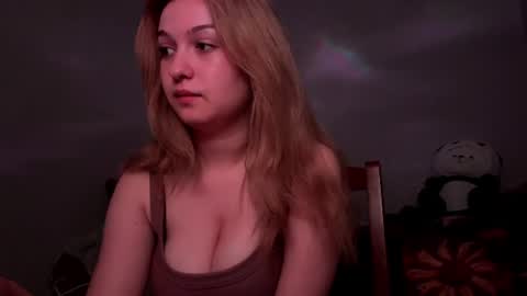 Snapshot of mia_livy chatting on June 2026 11:06:01 PM Miaaa online show from June 2026 11:06:01 PM