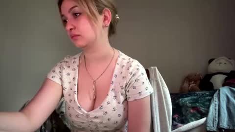 Snapshot of mia_livy chatting on July 2026 01:23:01 AM Miaaa online show from July 2026 01:23:01 AM
