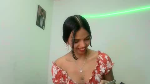 mia lucy 21 online show from November 2025 07:46:01 PM