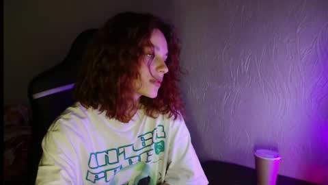 Snapshot of mia_luiza chatting on June 2026 08:12:02 PM mia_luiza online show from June 2026 08:12:02 PM
