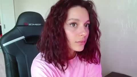 Snapshot of mia_luiza chatting on June 2026 11:14:01 AM mia_luiza online show from June 2026 11:14:01 AM