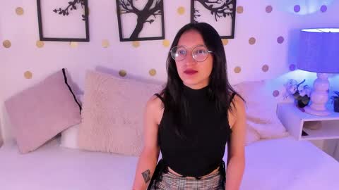 Mia online show from June 2026 11:16:02 PM