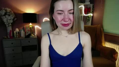 Mia online show from February 2025 08:18:02 AM