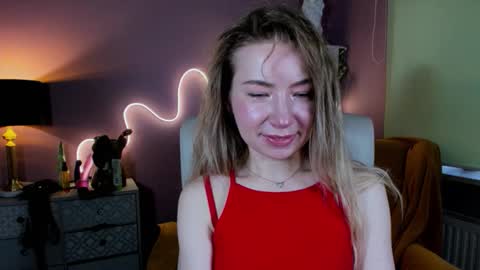 Mia online show from October 2025 06:48:01 AM