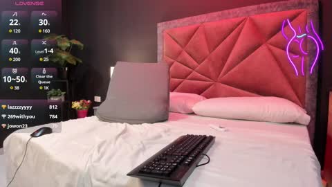 MIA  online show from February 2025 11:46:02 PM