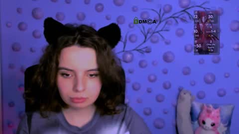 Snapshot of mia_mooon_ chatting on April 2026 08:51:01 AM mia_mooon_ online show from April 2026 08:51:01 AM