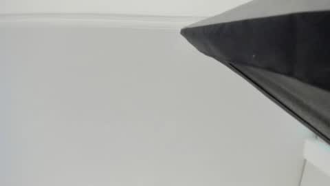 Mia Nevaeh - follow me online show from October 2025 04:38:01 PM