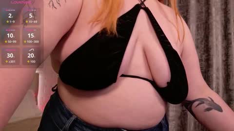 Sweet Mia online show from March 2026 06:02:02 PM