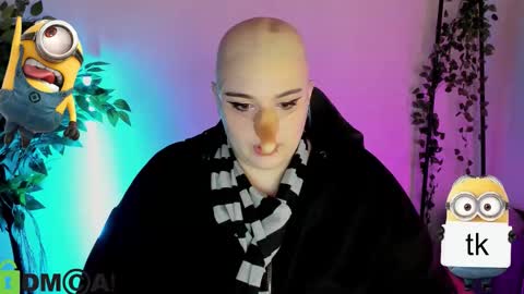 Mia online show from February 2026 12:42:02 AM