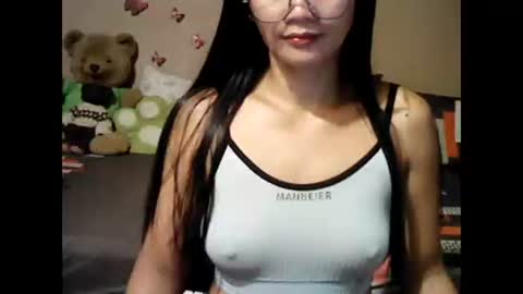 Snapshot of mia_rein chatting on November 2025 10:15:02 PM mia_rein online show from November 2025 10:15:02 PM