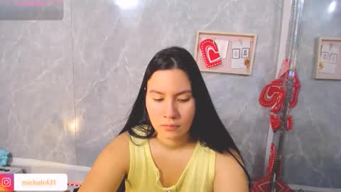 mia reys online show from February 2026 12:26:01 PM