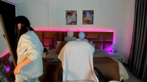  MIA  online show from May 2026 03:15:01 AM