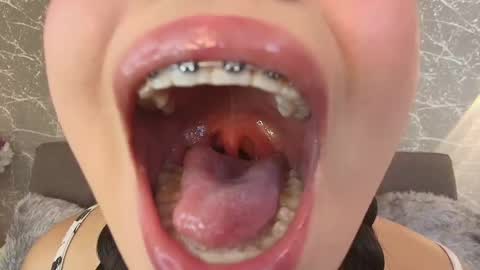 Snapshot of mia_roux13 chatting on February 2025 07:03:01 PM Mia Roux online show from February 2025 07:03:01 PM