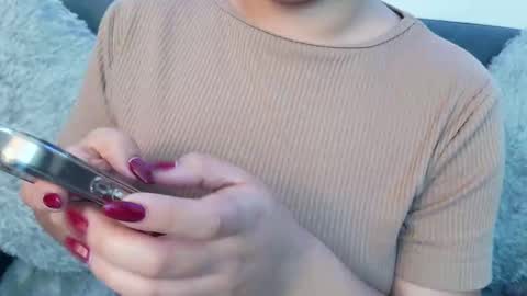 Snapshot of mia_roux13 chatting on September 2025 07:08:02 PM Mia Roux online show from September 2025 07:08:02 PM