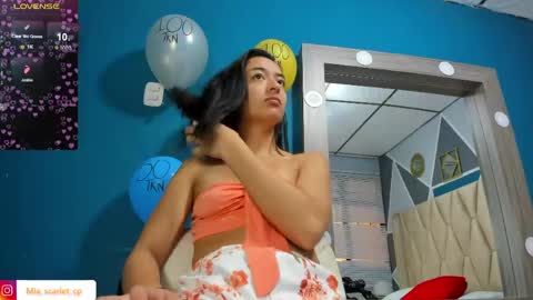 Snapshot of mia_scarlet69 chatting on May 2026 12:10:01 PM MIA HOT online show from May 2026 12:10:01 PM
