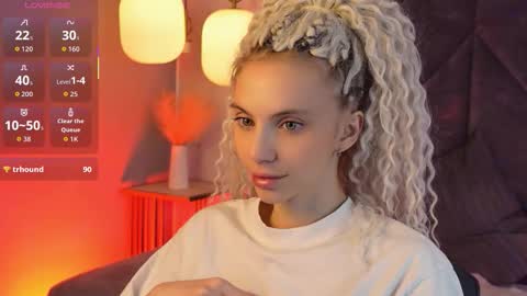 Mia online show from January 2026 06:17:02 AM