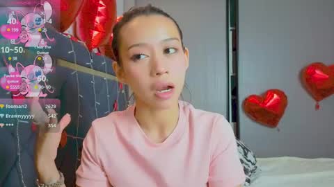 Mia online show from February 2025 12:40:01 PM