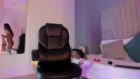 mia_smith_x online show from September 2025 08:30:01 PM