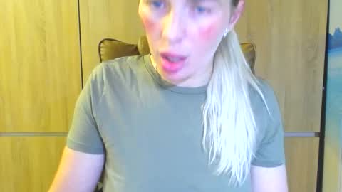 Mia. online show from June 2026 07:01:02 PM