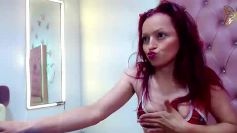 mia online show from April 2026 09:09:02 PM