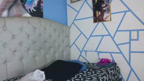 Snapshot of mia_thompson_0 chatting on June 2026 12:39:01 PM mia_thompson_0 online show from June 2026 12:39:01 PM