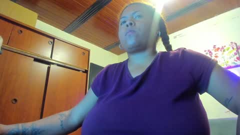 Snapshot of mia_thonson_ chatting on January 2025 02:04:01 AM Mia MODELO SCORE online show from January 2025 02:04:01 AM