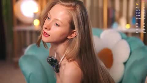 Mia online show from March 2026 03:51:01 PM