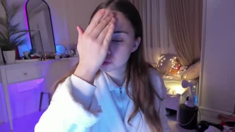 VixenMia online show from February 2025 03:15:02 AM