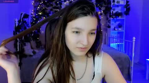 Snapshot of mia_weawer chatting on February 2026 10:20:02 AM Mia online show from February 2026 10:20:02 AM