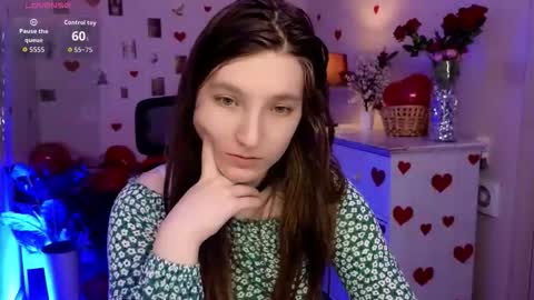 Snapshot of mia_weawer chatting on February 2026 10:33:02 AM Mia online show from February 2026 10:33:02 AM