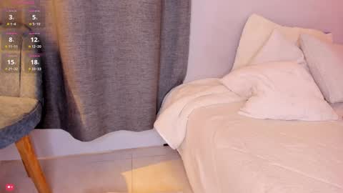 Mia White  online show from January 2025 04:06:01 PM