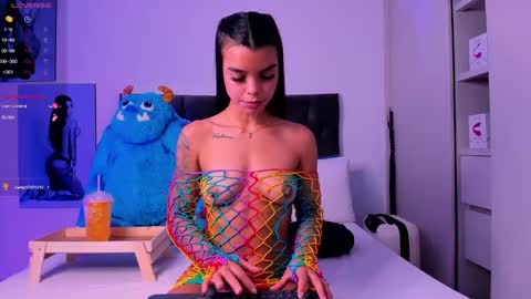    online show from December 2024 09:49:02 PM