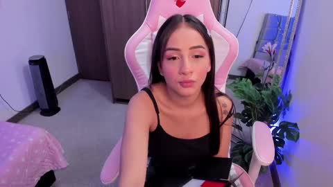 Snapshot of miaa_06 chatting on February 2025 02:03:02 AM mia  nicolle online show from February 2025 02:03:02 AM