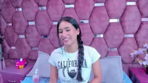 miaa_davis_ online show from February 2026 02:27:02 AM