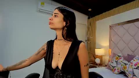 Snapshot of miaa_diamondd1 chatting on July 2026 12:33:02 PM Mia online show from July 2026 12:33:02 PM