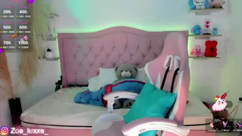Snapshot of miaa_foxx_ chatting on May 2026 09:09:02 PM Mia online show from May 2026 09:09:02 PM