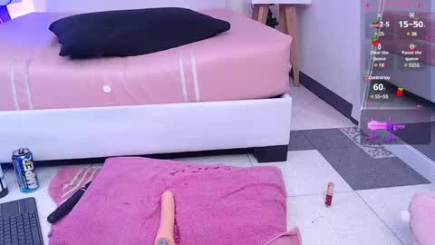 Mia online show from February 2025 02:34:02 PM