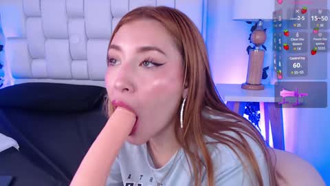 Mia online show from February 2025 12:28:01 PM