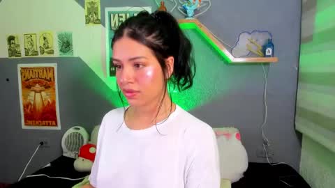 Miaa online show from November 2025 08:19:02 PM