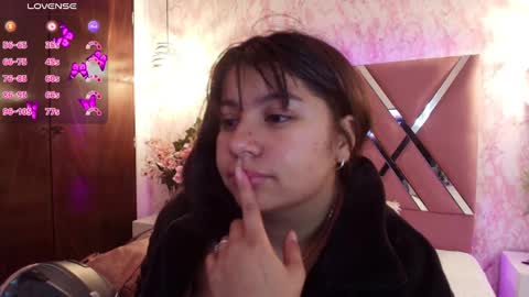 Snapshot of miaa_smiith1 chatting on February 2025 12:14:02 PM miaa_smiith1 online show from February 2025 12:14:02 PM